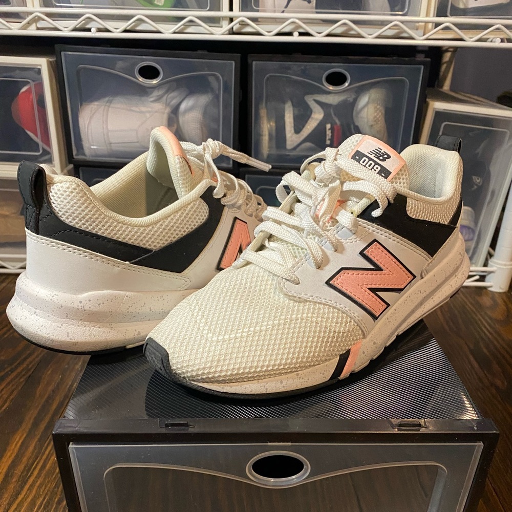 New Balance 009